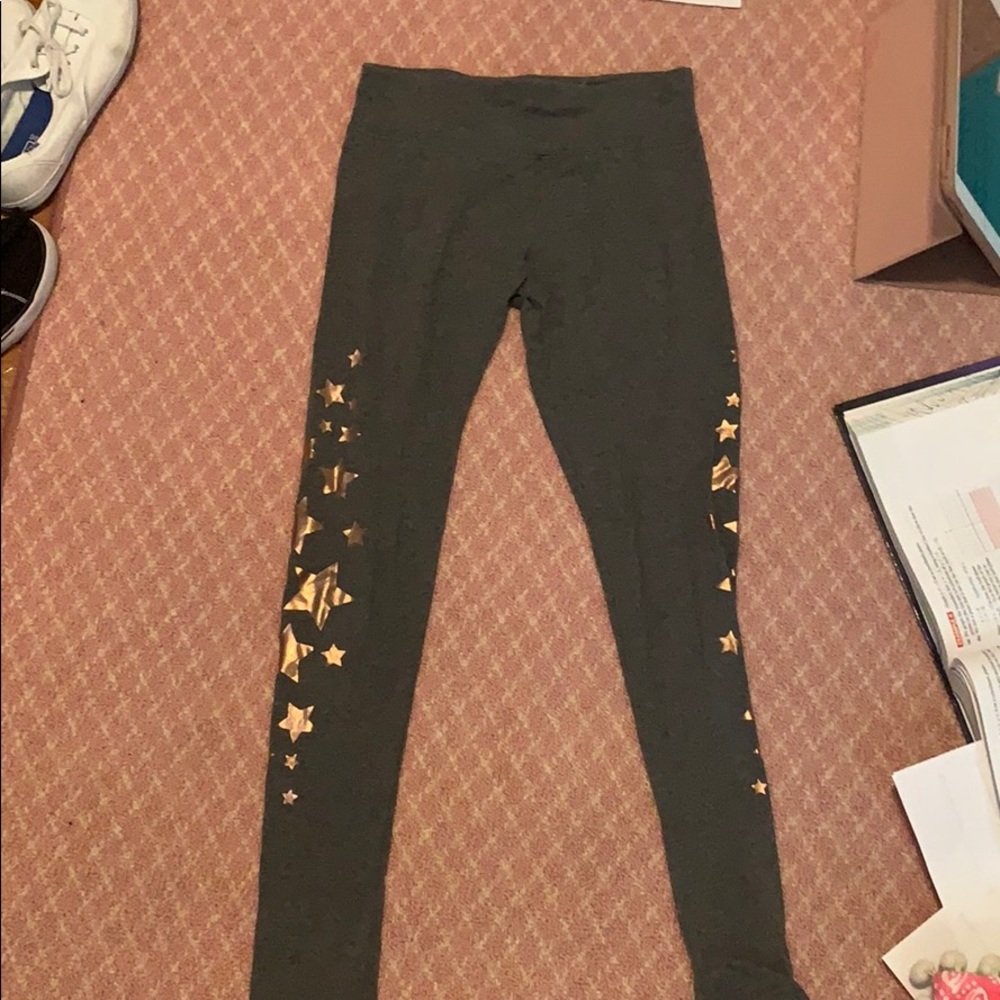Grey leggings with rose gold stars